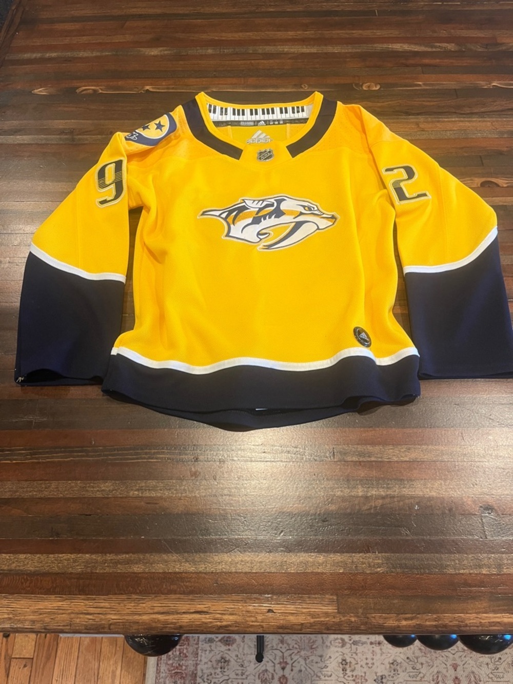 Nashville Predators Youth Hockey Jersey adidas- small/medium - Picture 1 of 3